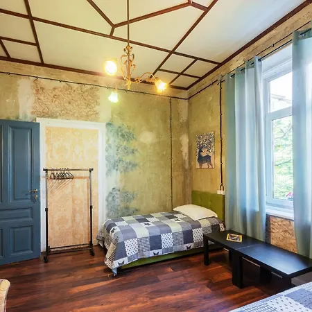The Old School House Hostel *